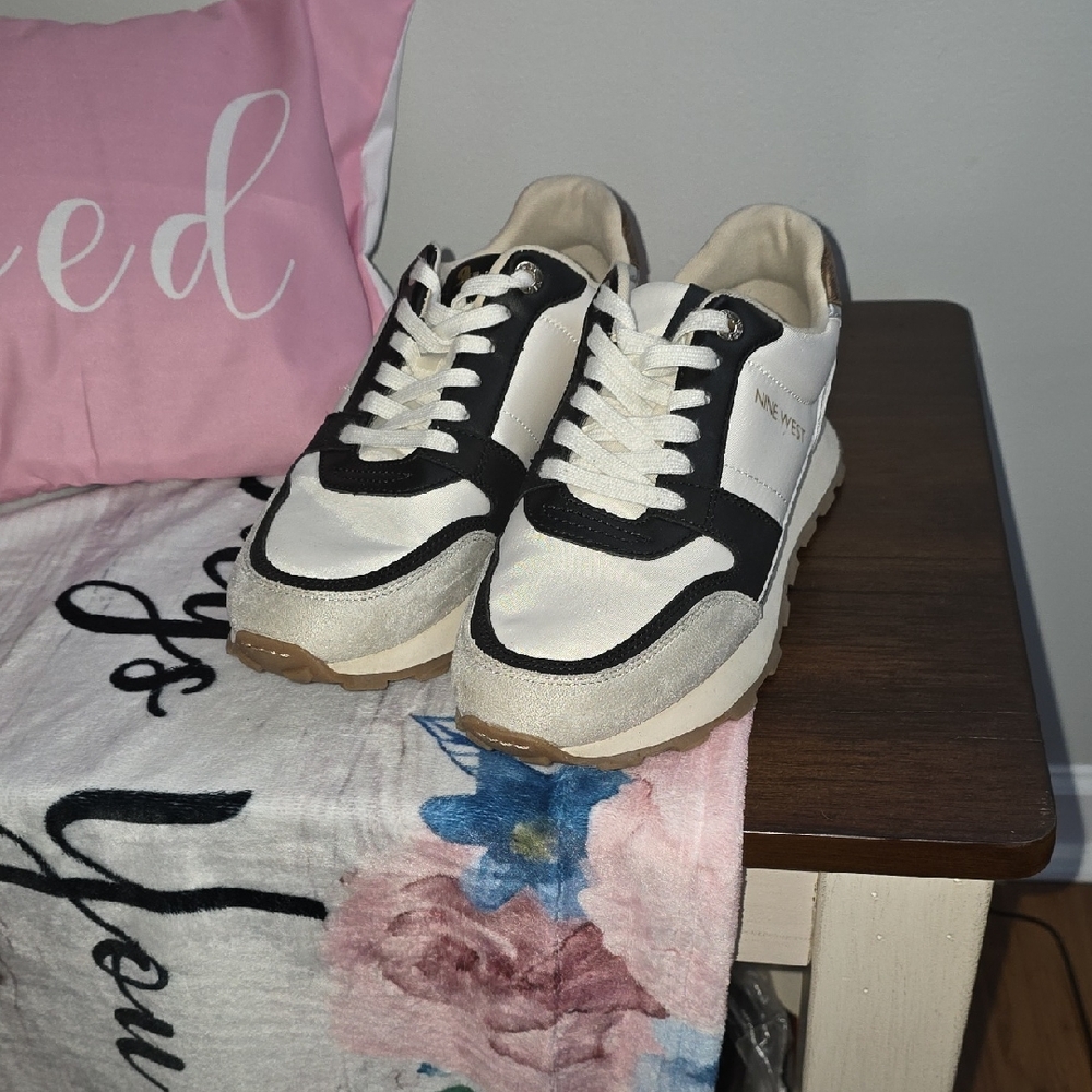 Nine West Cream and Black Sneakers